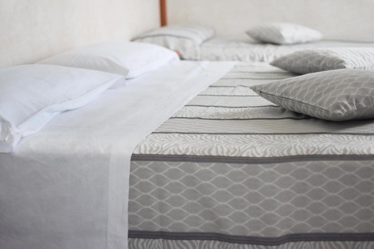 Hotel Universal Μπελάρια-Ιτζέα Μαρίνα Εξωτερικό φωτογραφία